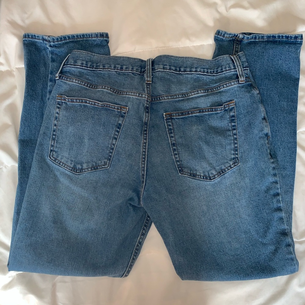 SALE! Mens Old Navy straight leg jeans - Picture 4 of 5
